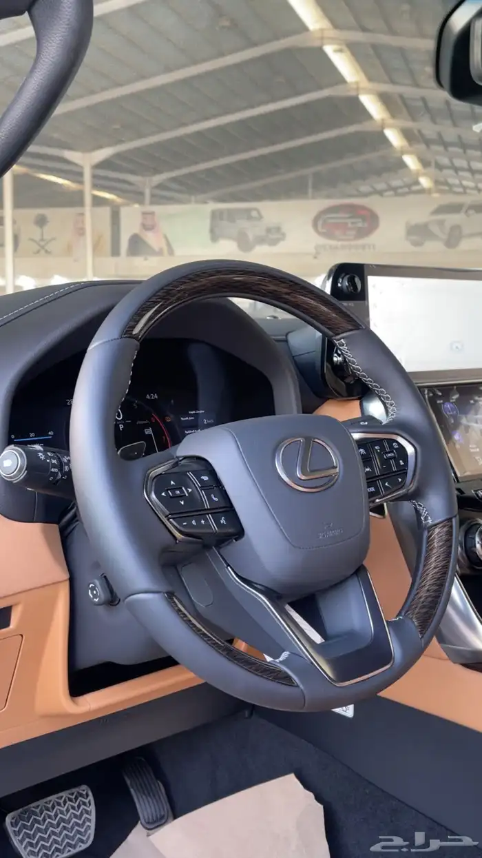 لكزس بي بي LX600 فل كامل 2025 بريمي مع شهادة منشاه 7