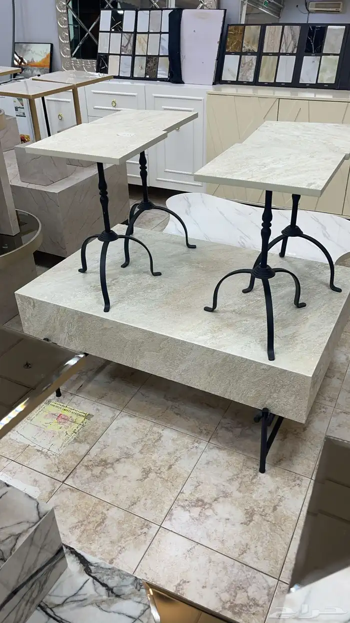 طاولات تفصيل حسب طلب 70