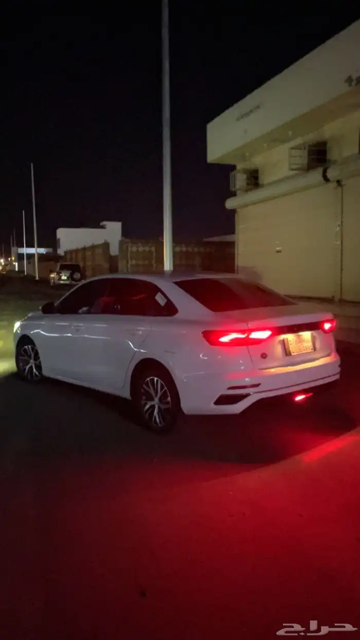 جيلي امجراند ستاندر 2023 15