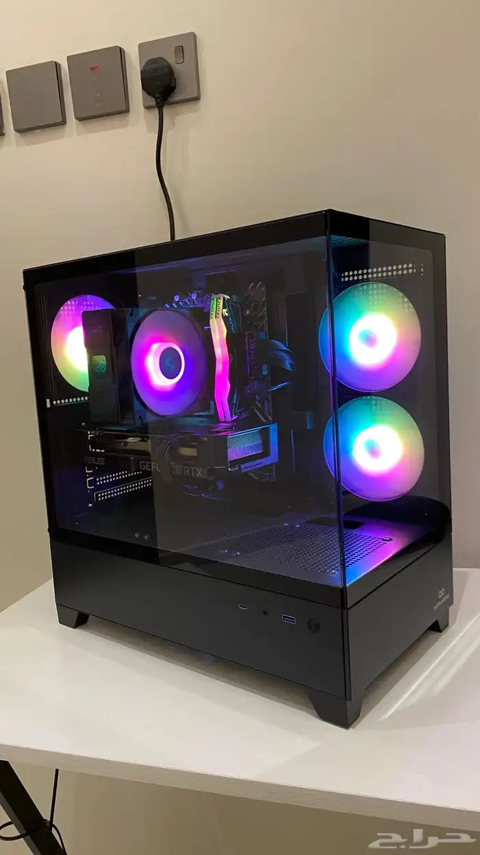 للبيع كمبيوتر العاب قوي 2