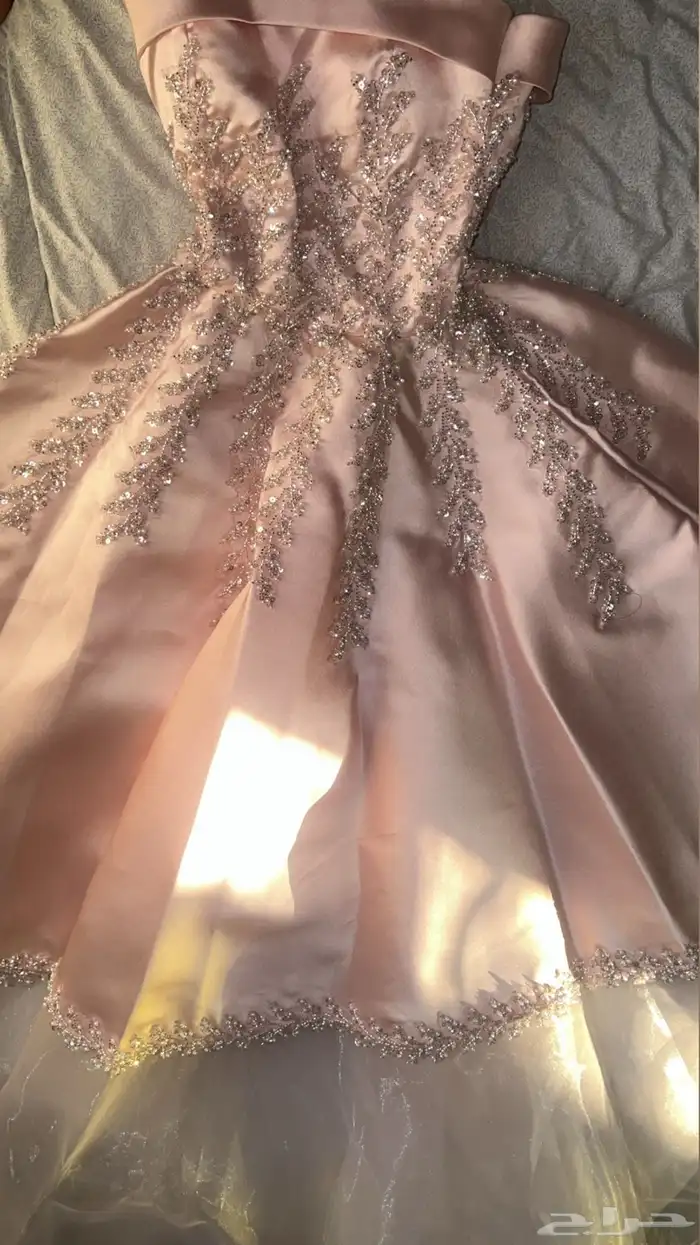 فستان شريته ب500ابيعه ب350 جديد ولالبسته ولا مره مقاس SوM 0