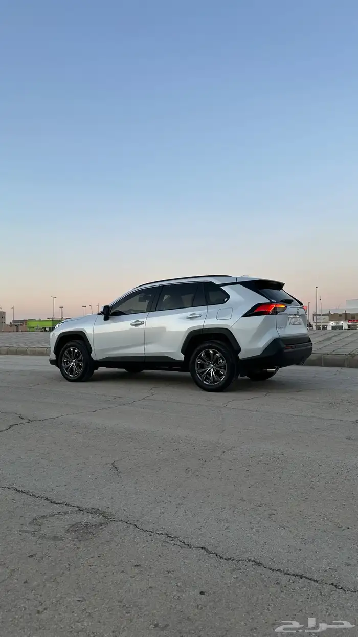 راف فور 2025 نص فل دبل شبه جديد وكالة ممشي قليل 16