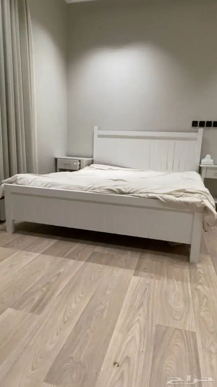 سرير 200في 180 0