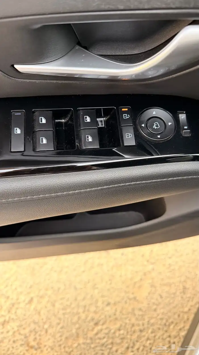 توسان 2024 ( بنزين 1.6 دبل ) فل اوبشن بحالة الوكالة 9