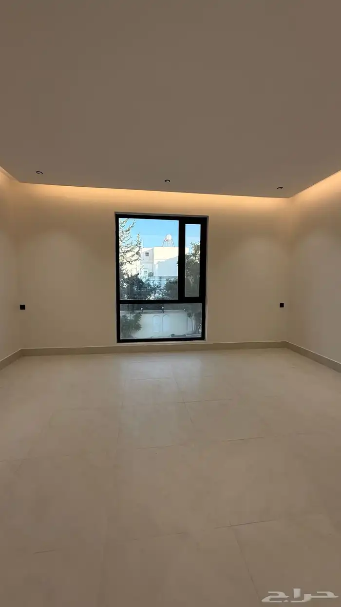 للبيع شقق ارضيه وعلويه بحى حسام خميس مشيط 8