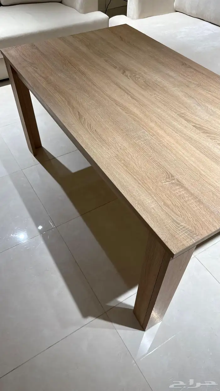 طاولة طعام 1