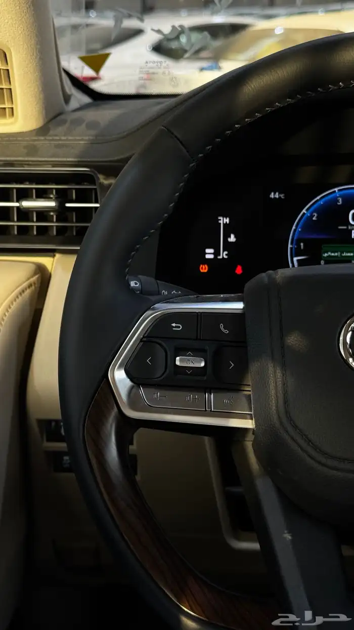 تويوتا لاندكروزر GXR SL5 خليجي 2025 - 327.500 9