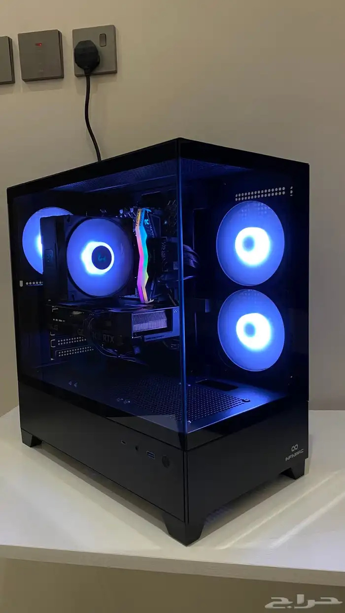 للبيع كمبيوتر العاب قوي 5