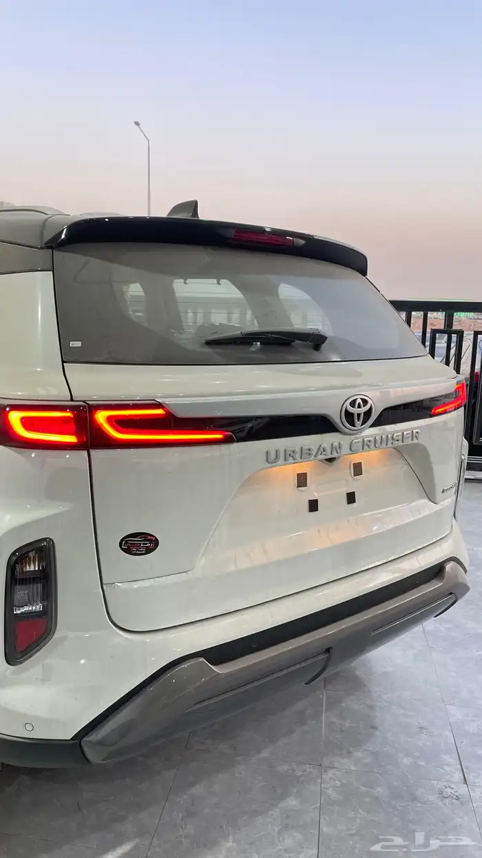تويوتا اوربان كروزر فل كامل 2026 4