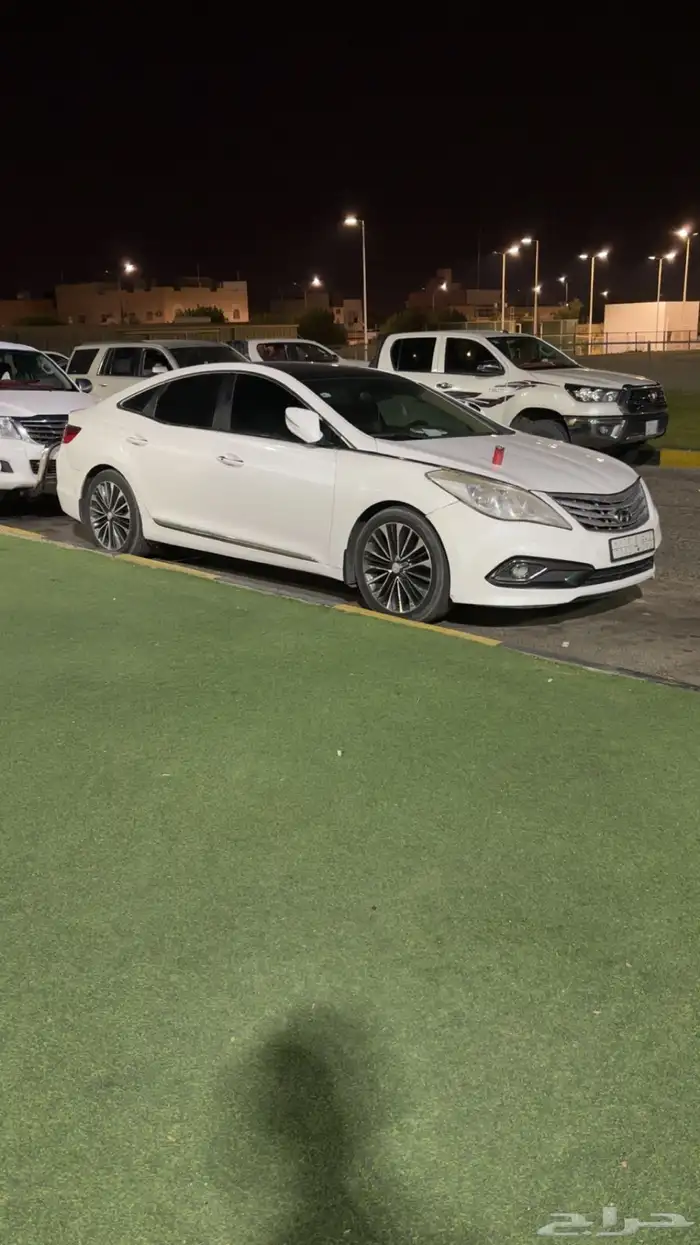 ازيرا 2016 سعودي بحاله الوكاله وكتبه معه وداخله وكاله 2