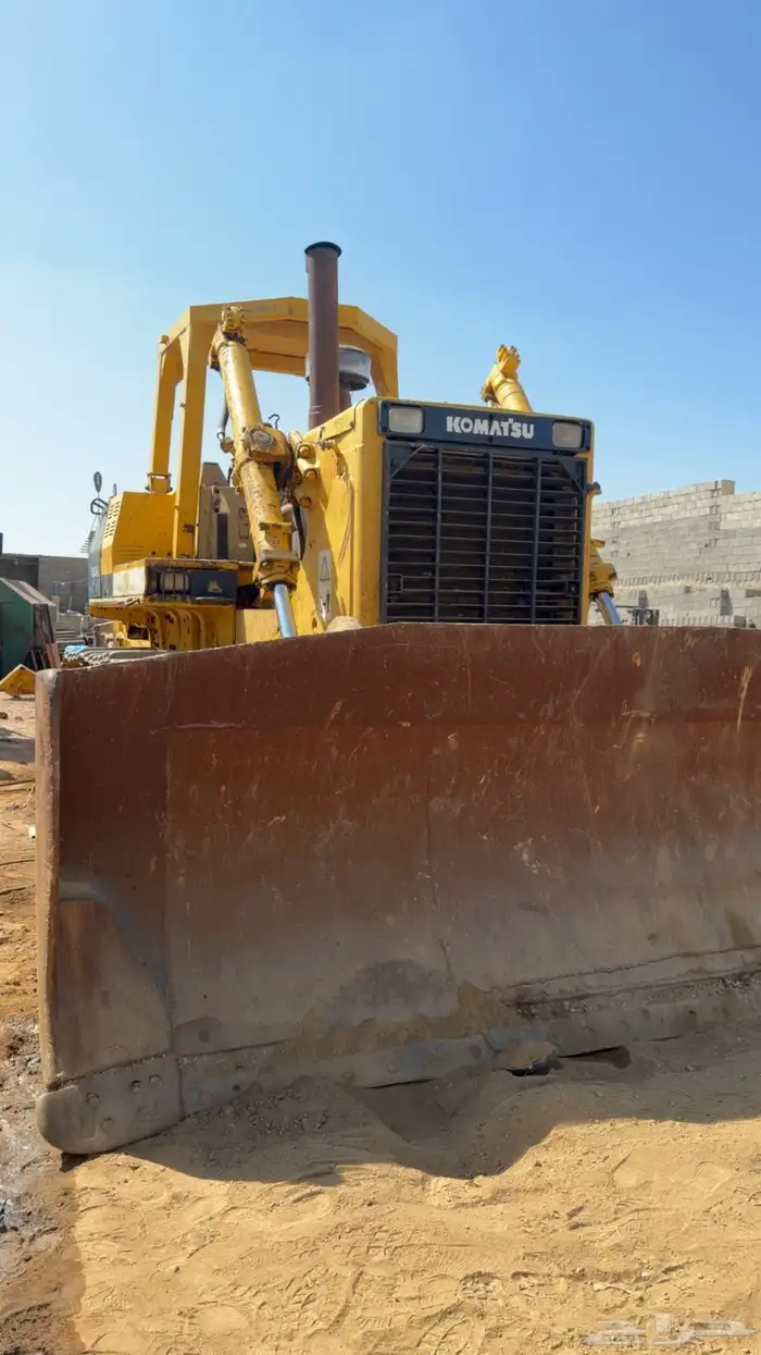 للبيع بلدوزر 155 خط ازرق 1