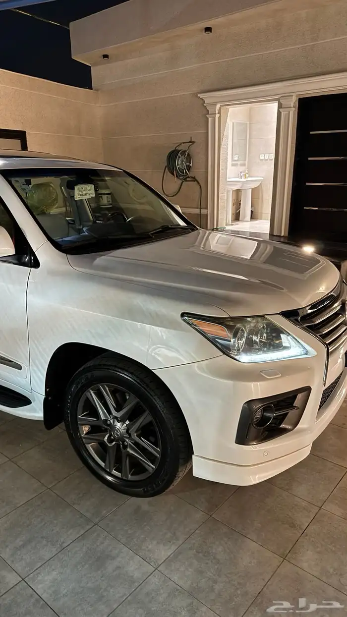 جيب لكزس 2012 7