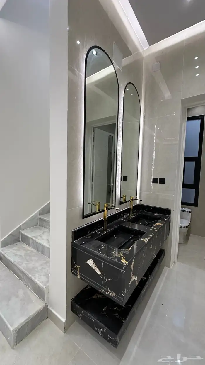 للبيع فله في الخرج حي الواحه 16