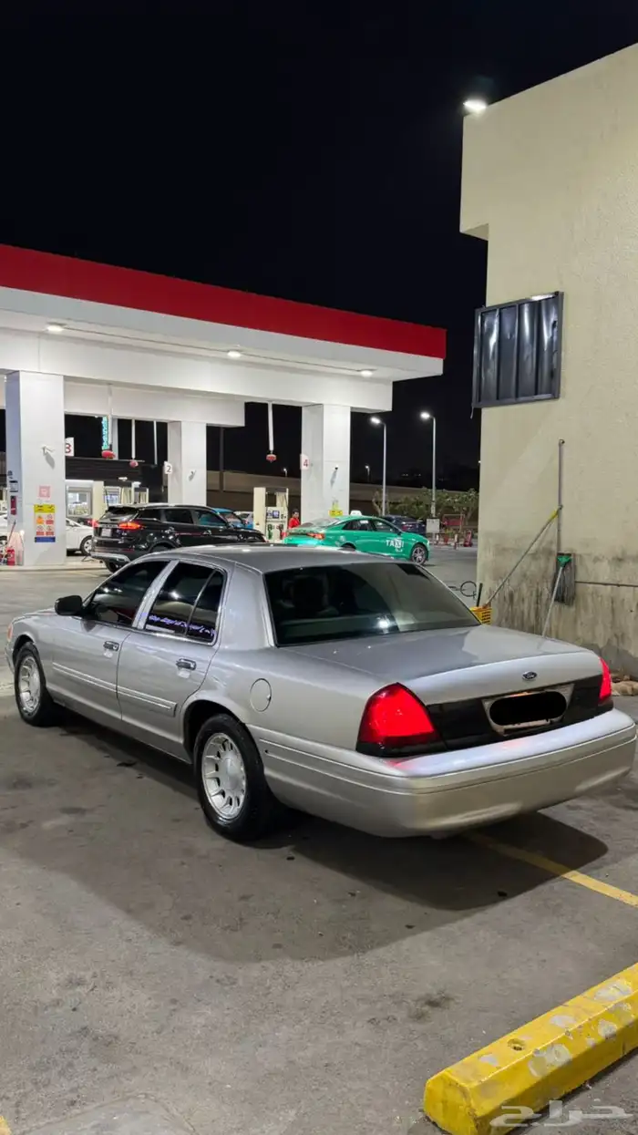 فورد فكتوريا مديل 1999 4