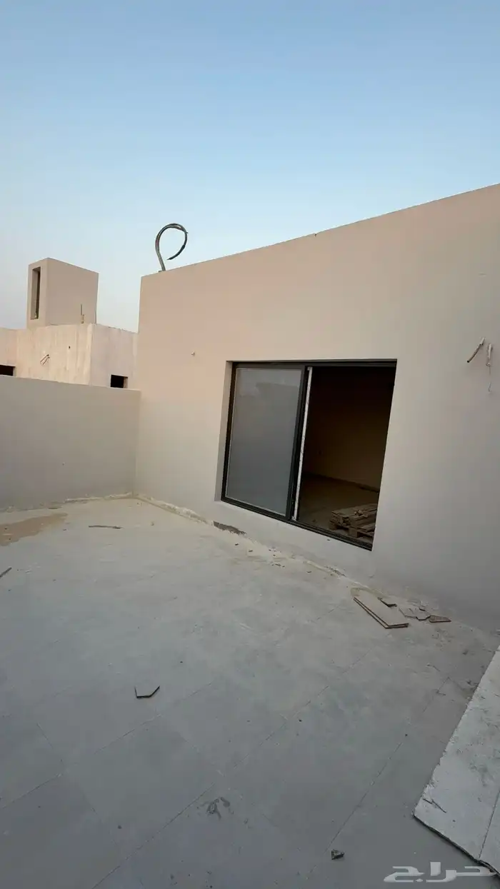 للبيع ملحق 5 غرف مع 3 سطح خاص بالشعله مرتب جدا 4