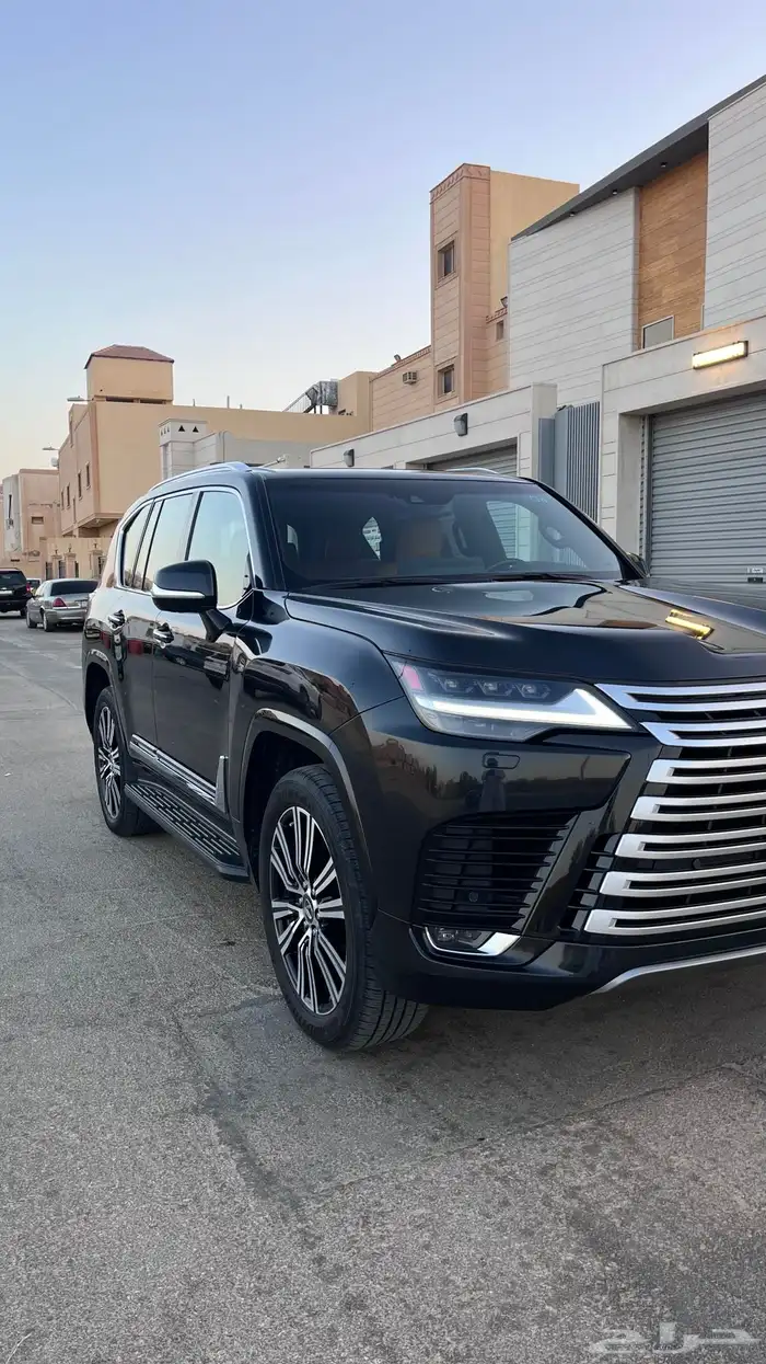 لكزس BB 2023 سعودي 6