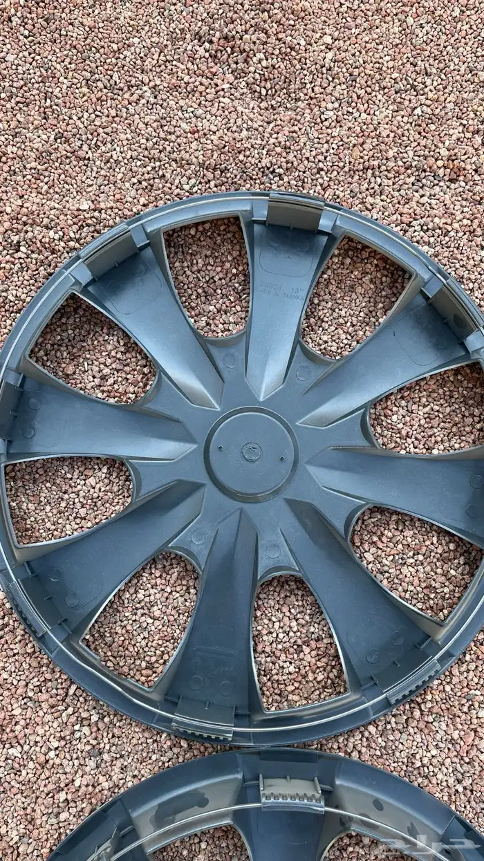 طيس كورولا 2008 جديده 5