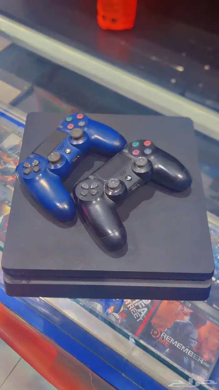 (تم البيع)سوني بلايستيشن 4 0