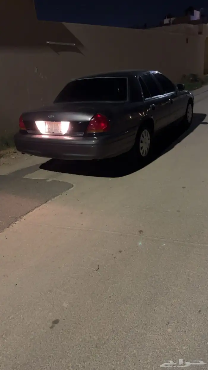 فورد فكتوريا بوليسي 2004 p71 1