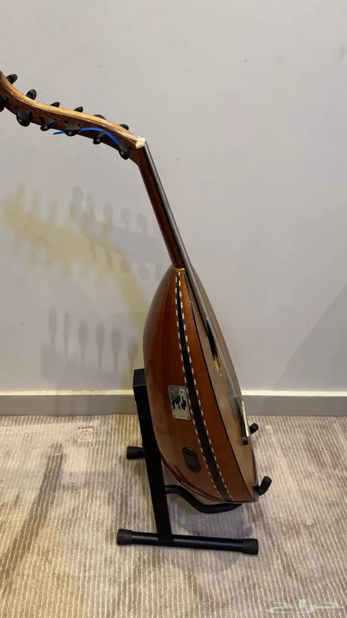 للبيع عود موسيقى صناعة مراد التركي ( تفصيل خاص) 3