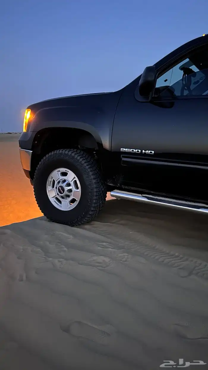 للبيع جنوط جمس سييرا سلفرادو اتش دي 2500hd 8 مسمار 4