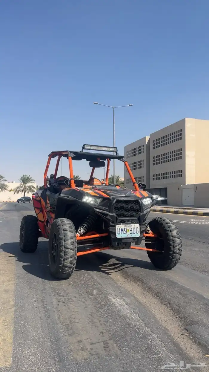 للبيع بقي بولاريس 1000 2