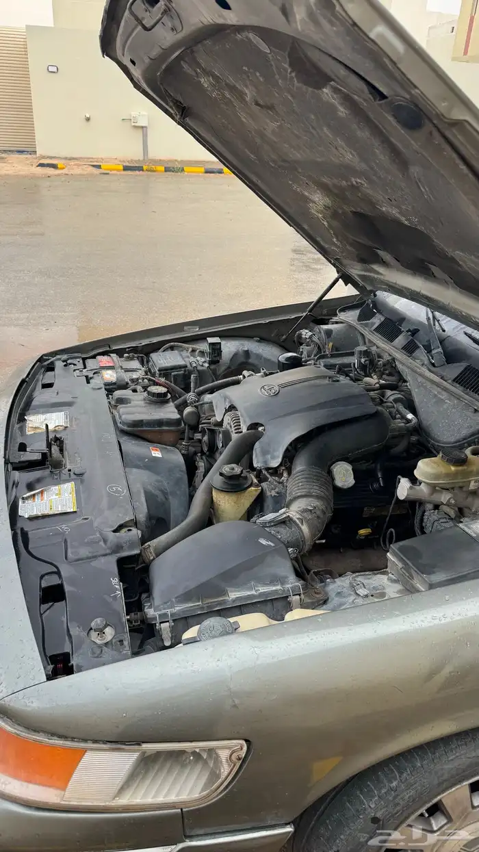 للبيع فورد ماركيز موديل 2000السياره كما موضحه لكم في الصوره 8