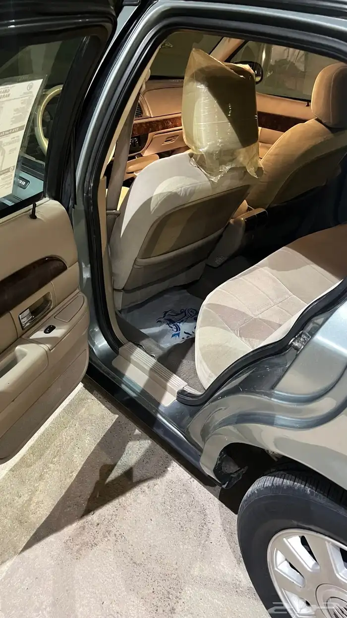 للبيع فورد 2005 ماركيز 2