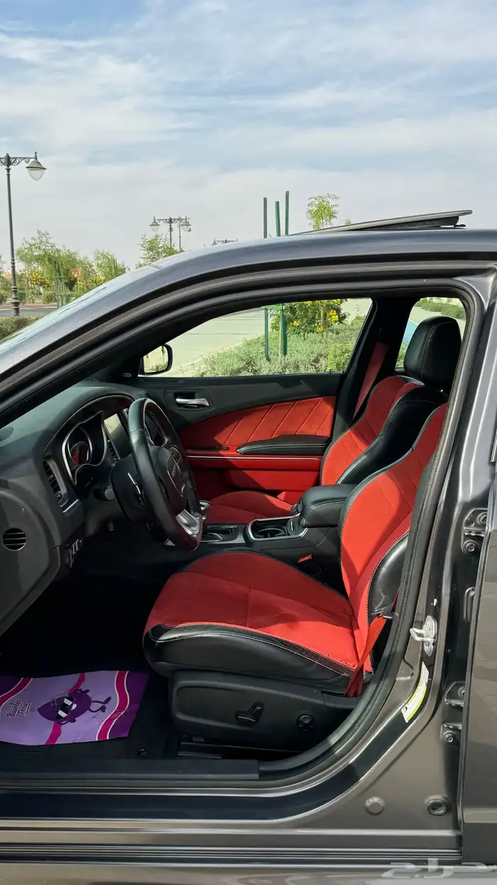 تشارجر SRT قمة النظافه 13