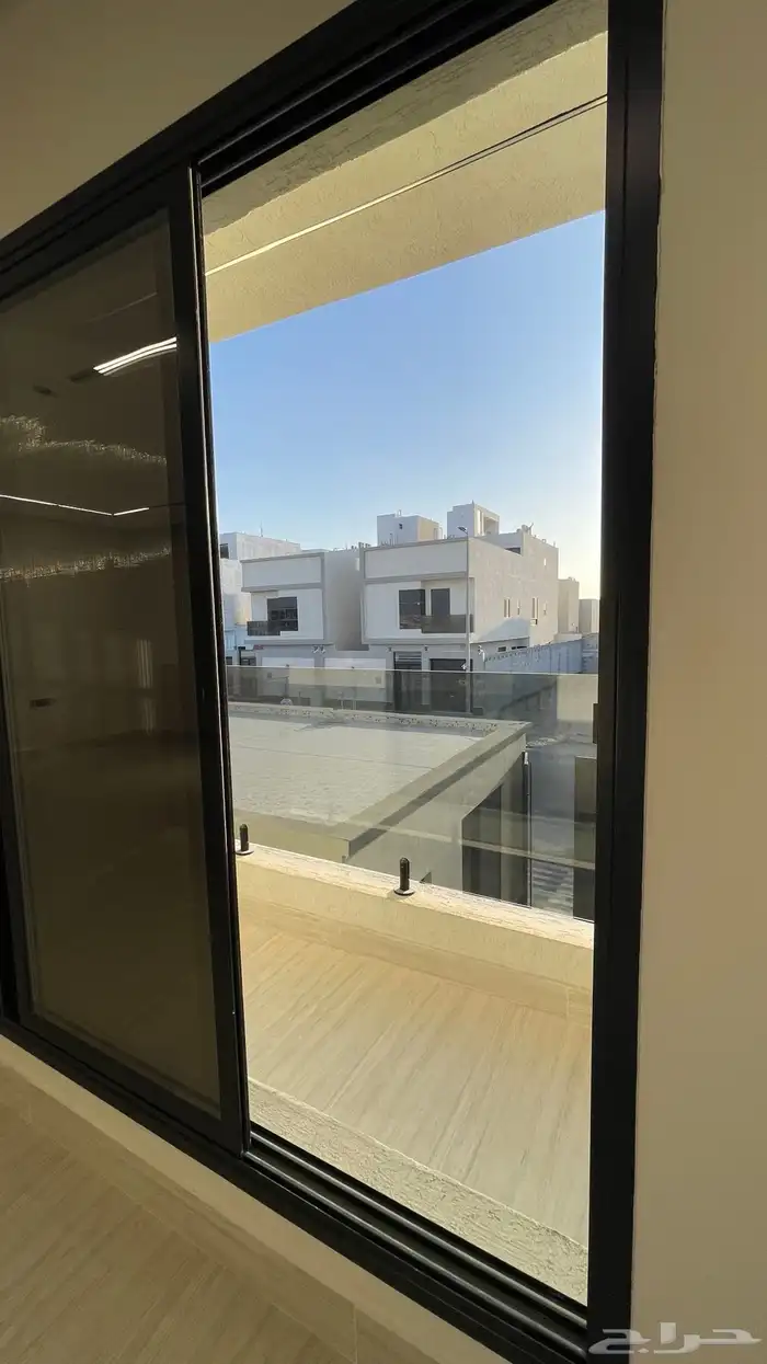 فلة للبيع واحة الشرقية ( الشعلة ) 41