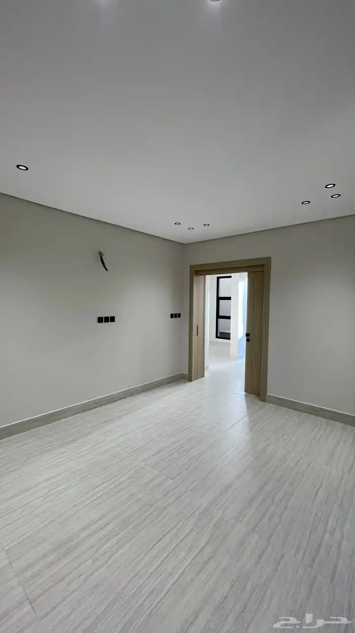 فلة للبيع واحة الشرقية ( الشعلة ) 19