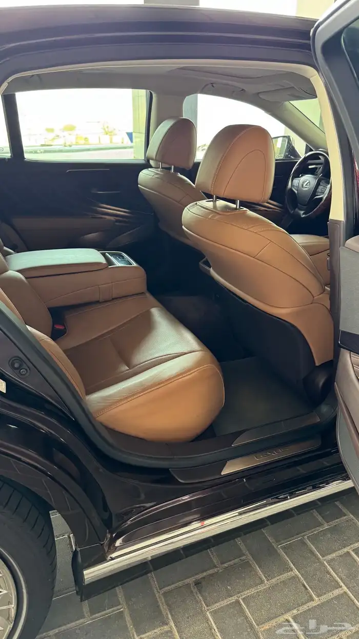 لكزس LS350 17