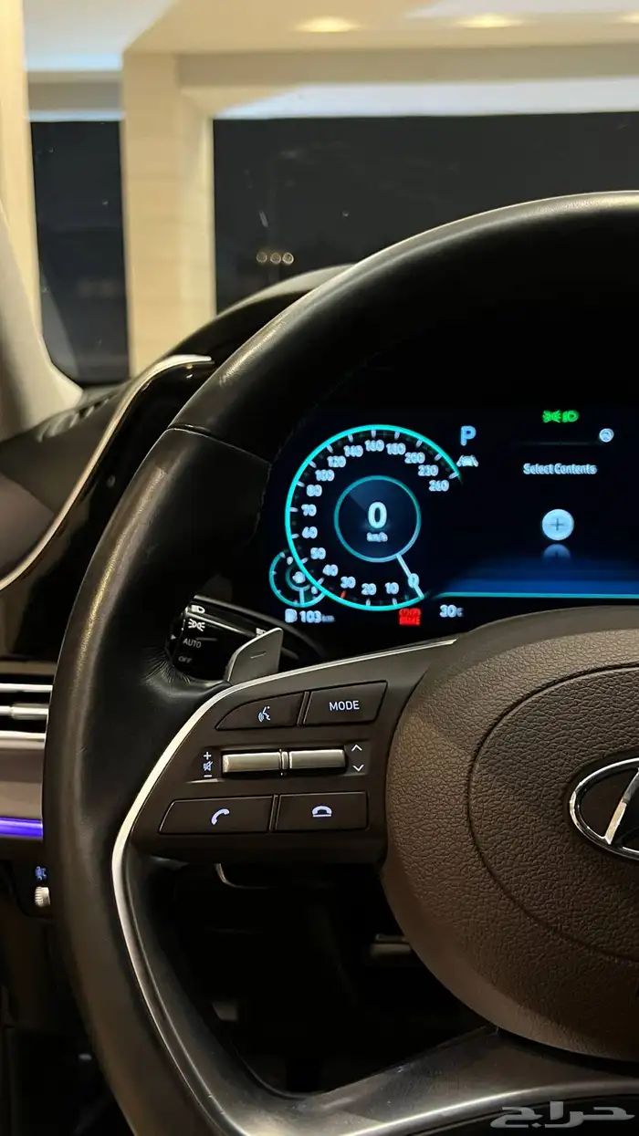 ازيرا 2020 ( بنزين 4V ) فل اوبشن بحالة الوكالة طبلون ديجيتال 17