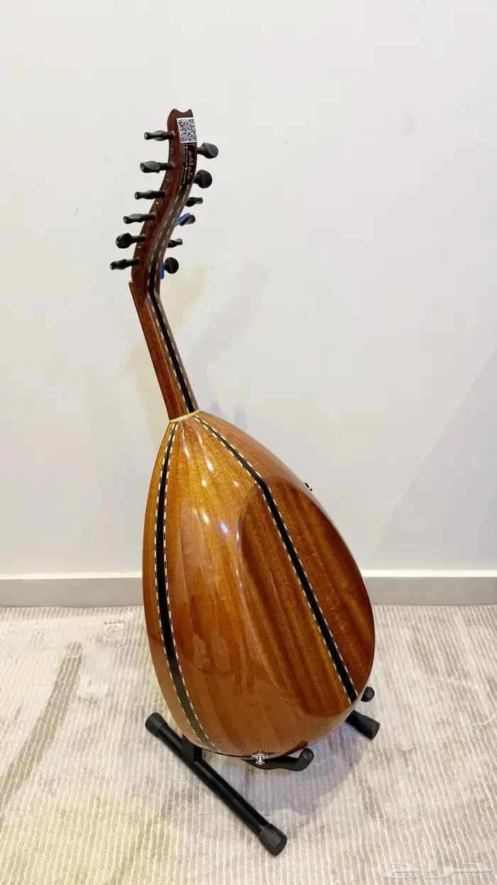 للبيع عود موسيقى صناعة مراد التركي ( تفصيل خاص) 1