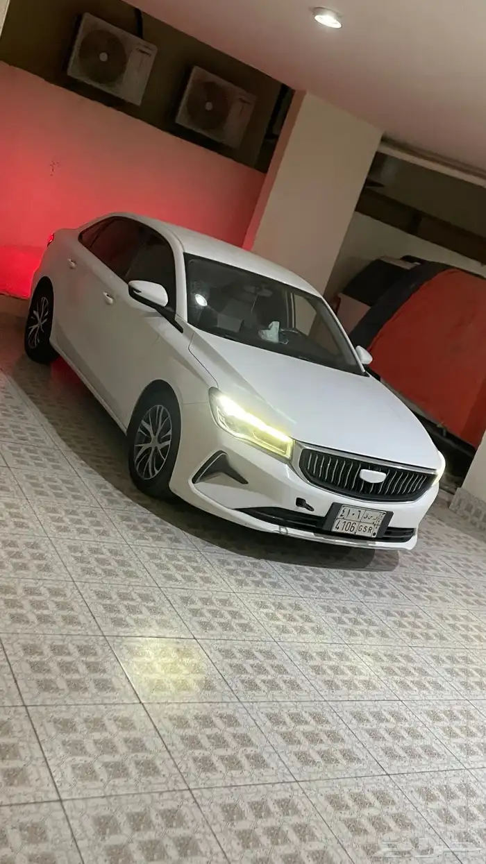 جيلي امجراند ستاندر 2023 11