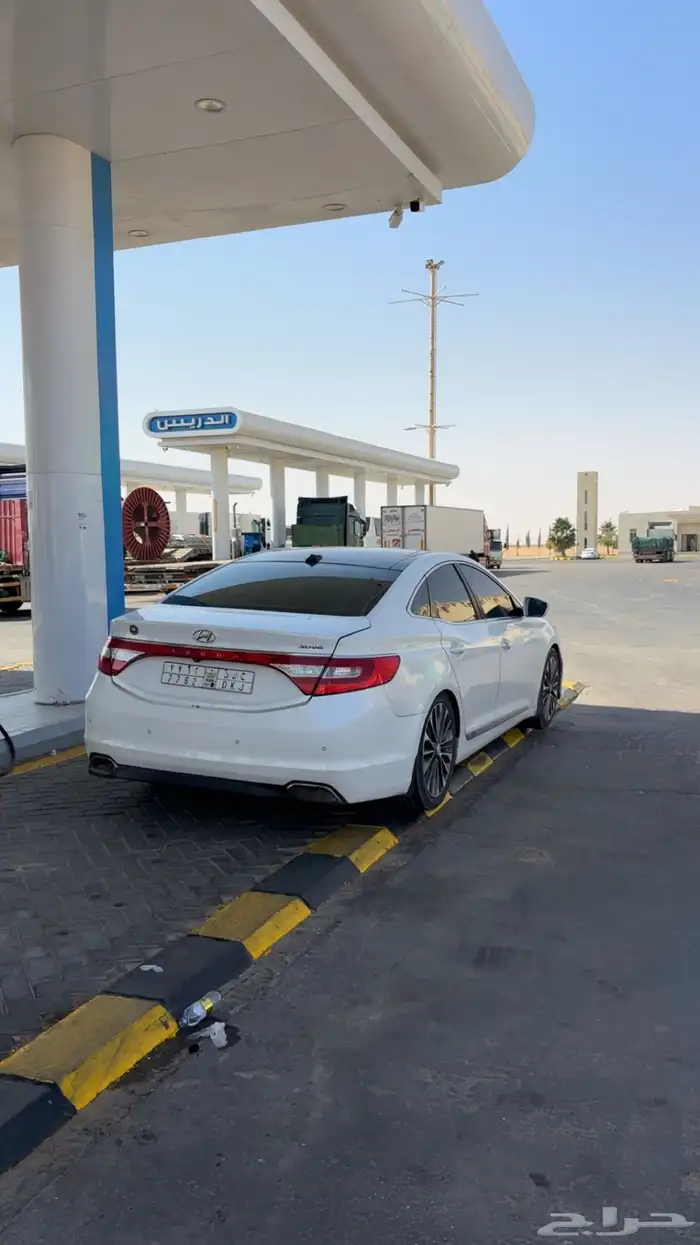 ازيرا 2016 سعودي بحاله الوكاله وكتبه معه وداخله وكاله 7