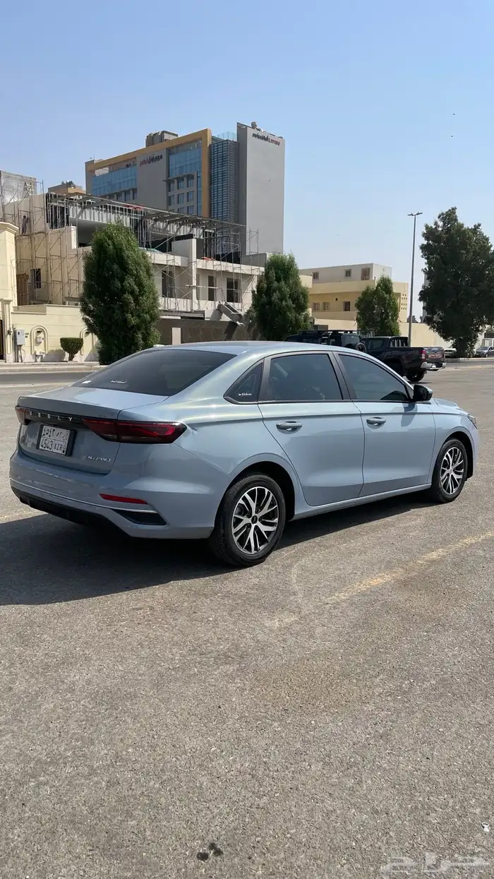 جيلي امجراند 7 موديل 2024 نص فل ضمان وصيانة مجانية 5