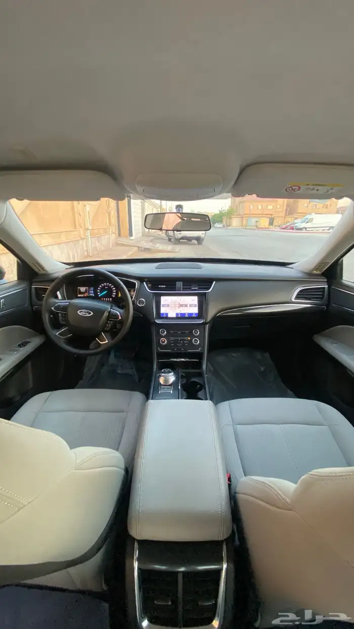 فورد تورس 2020 نص فل نظيف للبيع 12