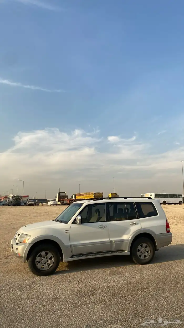 للبيع باجيرو 2004 دبل 5