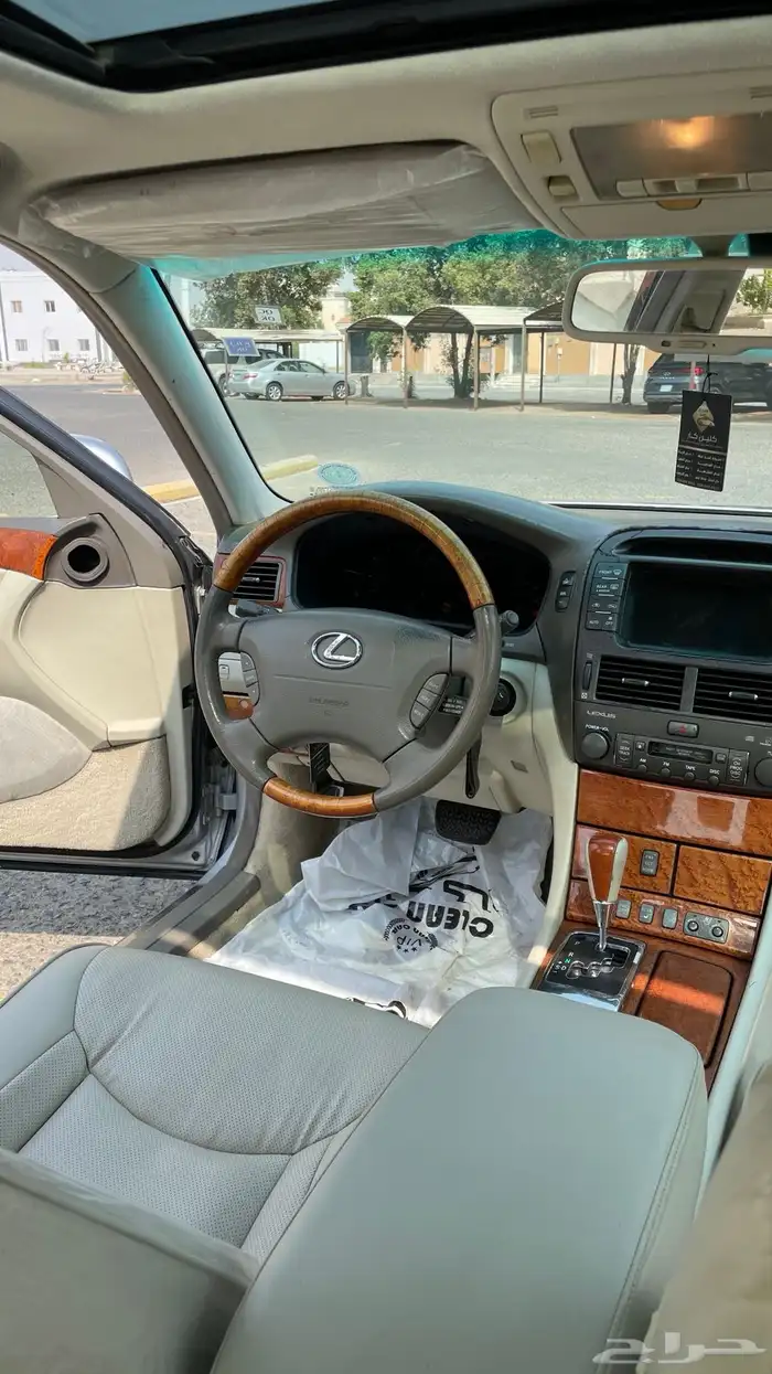 لكزز430سعودي فل كامل موديل 2004 18