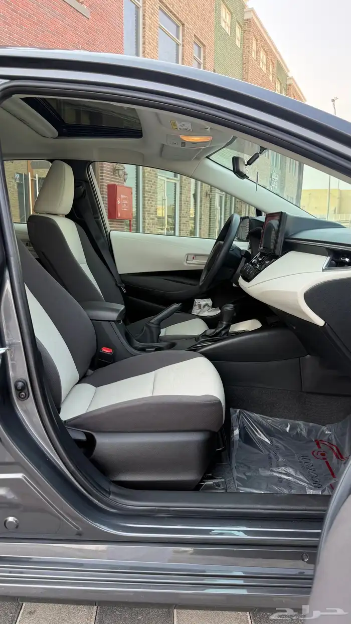 للبيع كورولا 2025 فل كامل - مكينه 2.0 27