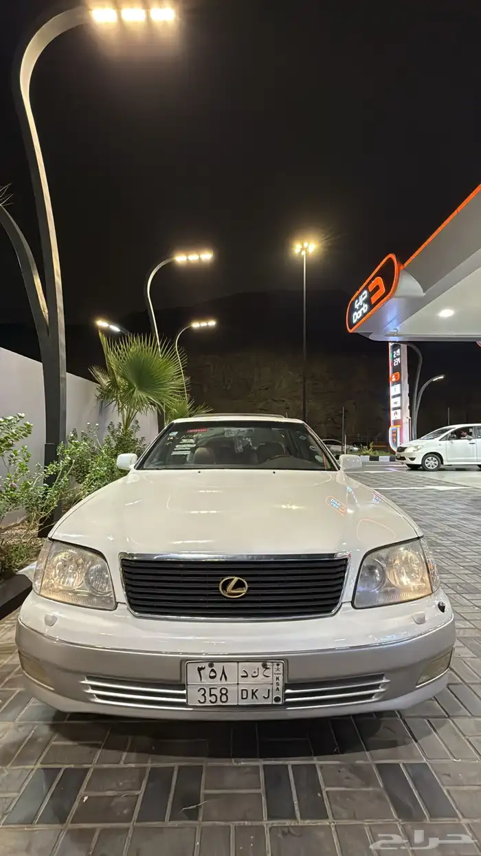 لكزس LS400 2