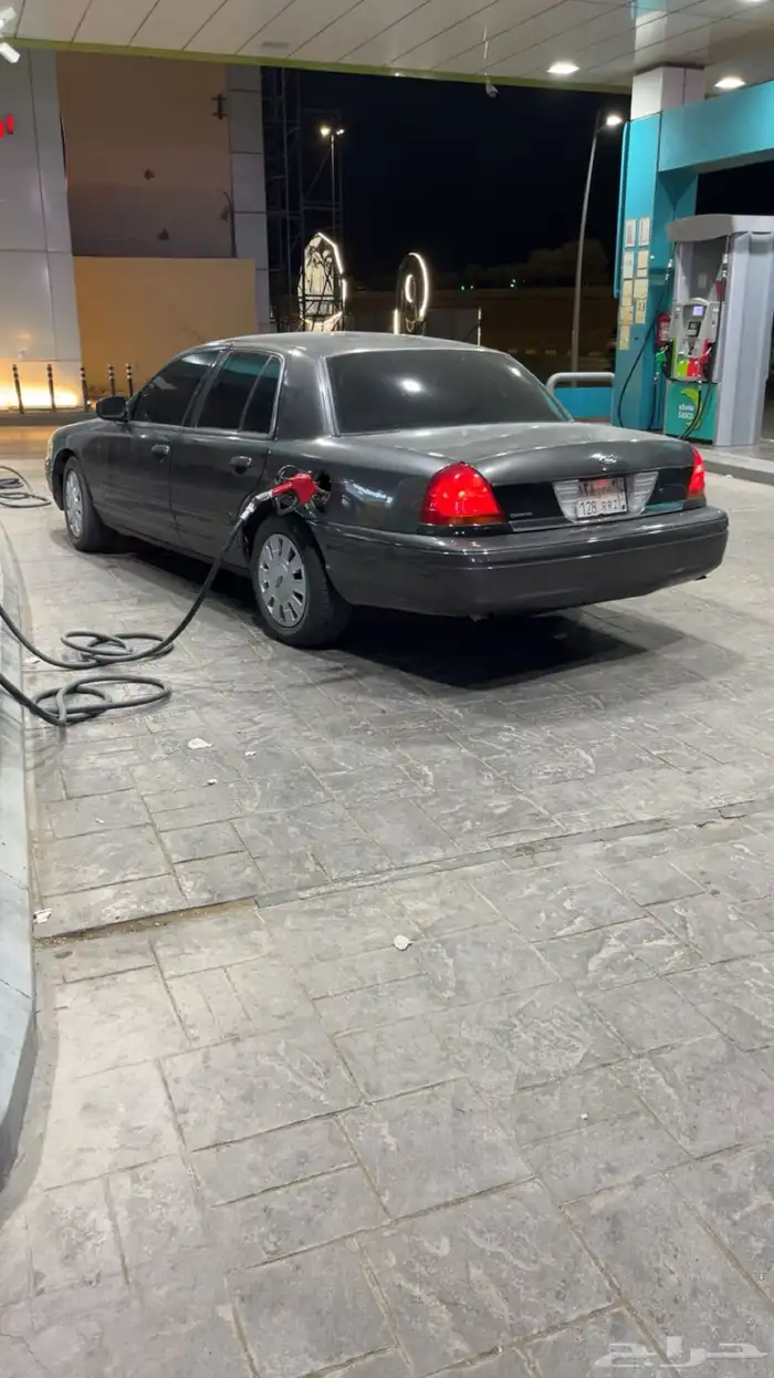 فورد فكتوريا بوليسي 2004 p71 4