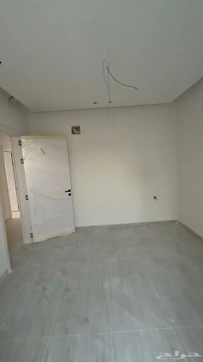 للبيع ملحق 5 غرف مع 3 سطح خاص بالشعله مرتب جدا 13