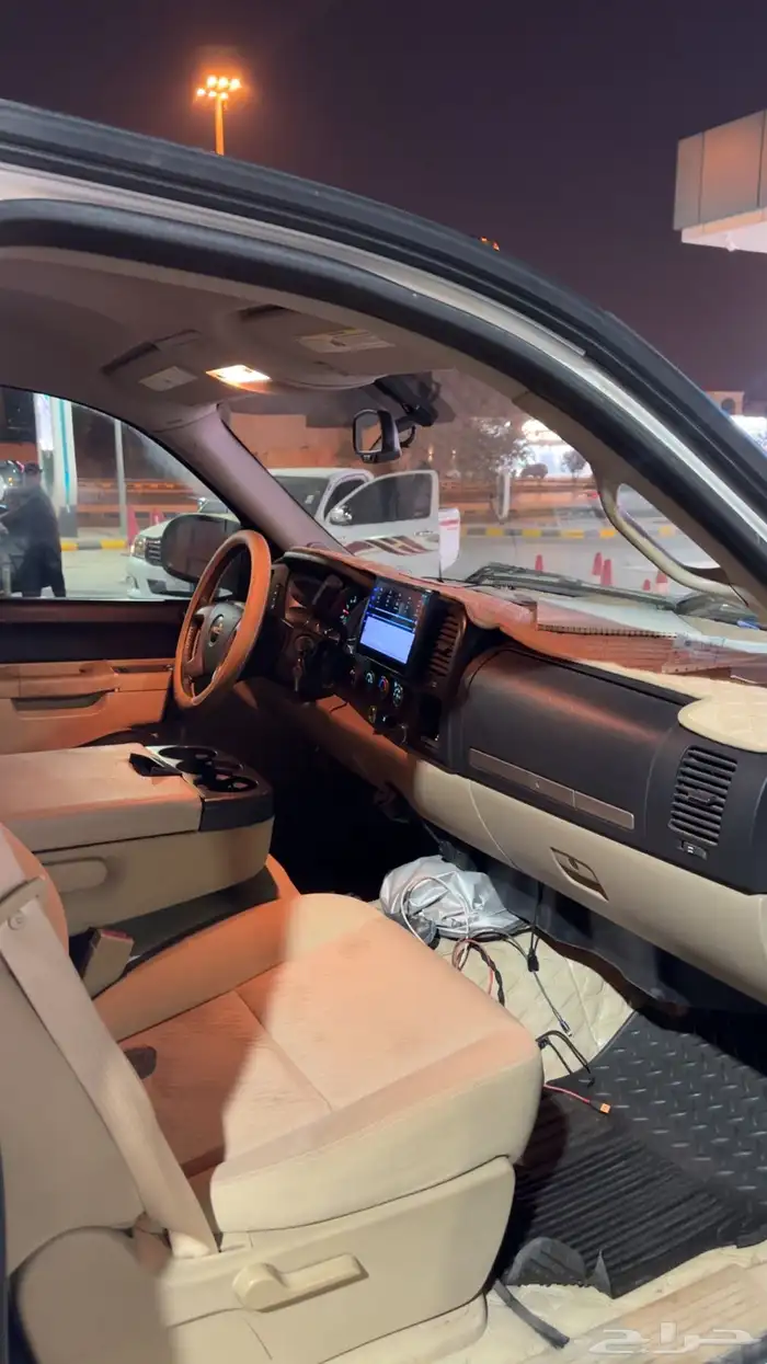 سييرا 2010 فل كامل دبل بدي ومحركات شرط 8