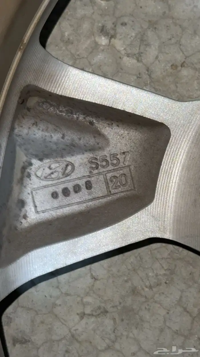 جنوط النترا مقاس 15 عليها ختم هونداي اصليه 1