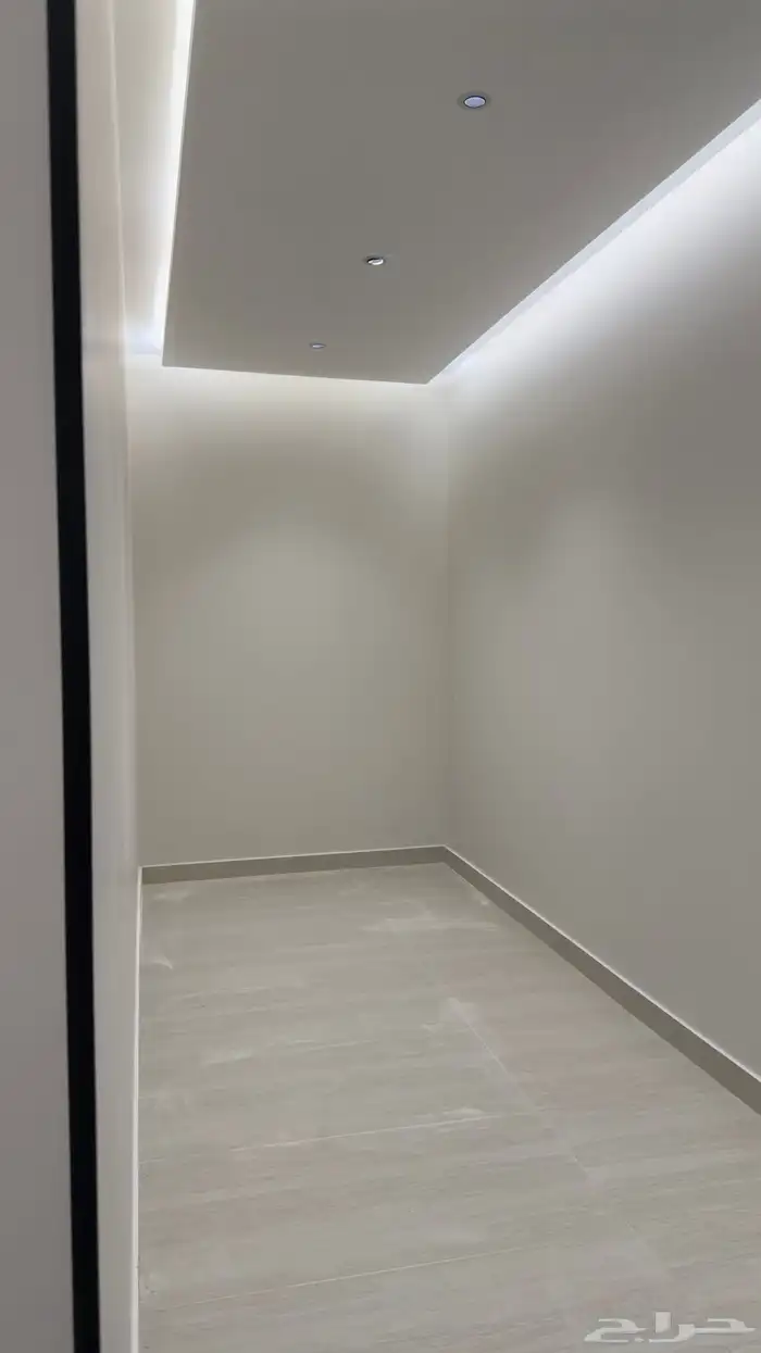 فلل للبيع الحلقه الشرقيه بمساحات غرف واسعه 4