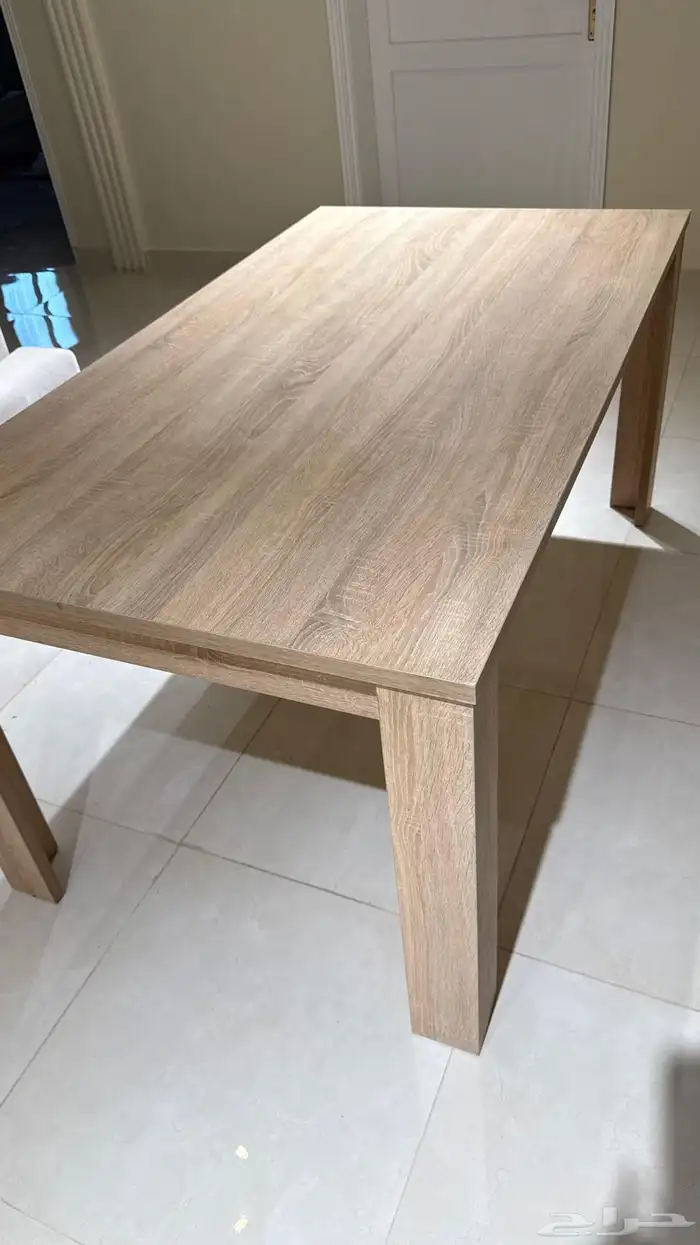 طاولة طعام 0
