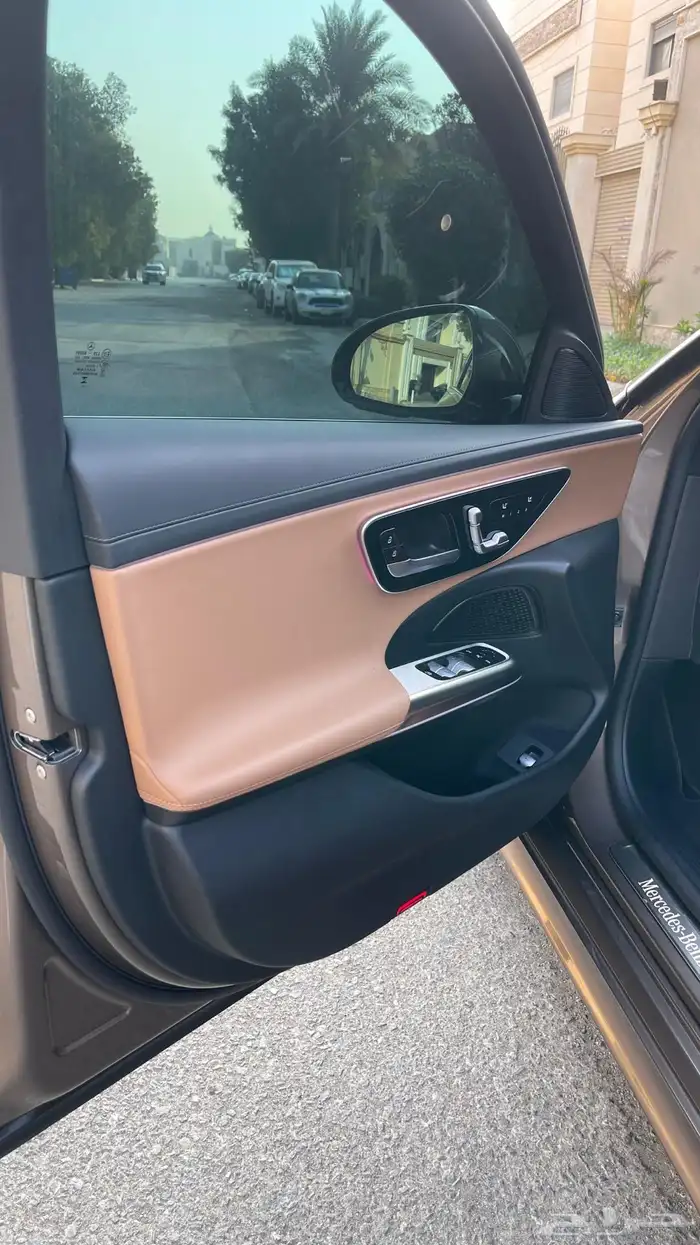 مرسيدس E200 2024 تسليم فوري 8