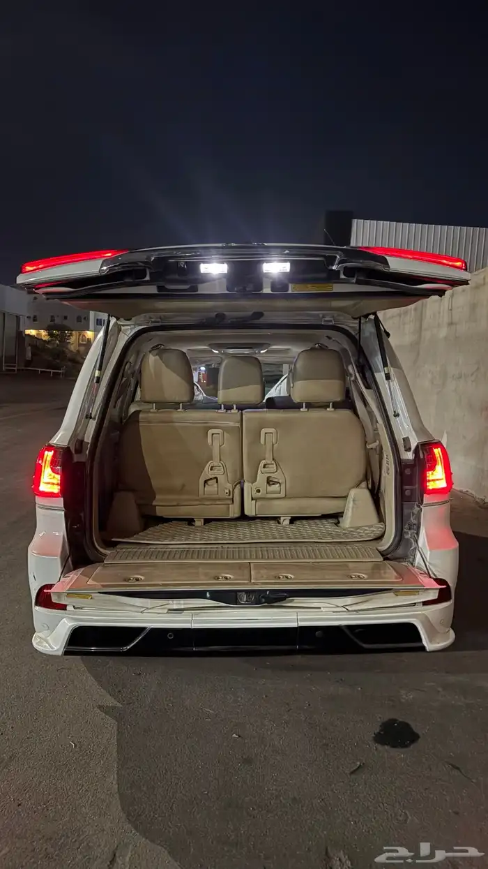 جيب لكزس 2008 LX570 10